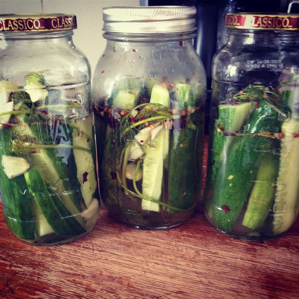 Lazy Housewife Pickles 