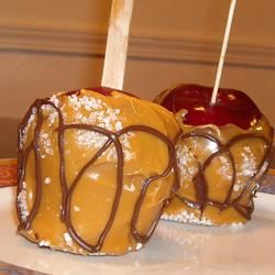 Sweet and Salty Caramel Apples