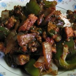 Chicken with Green Peppers in Black Bean Sauce 