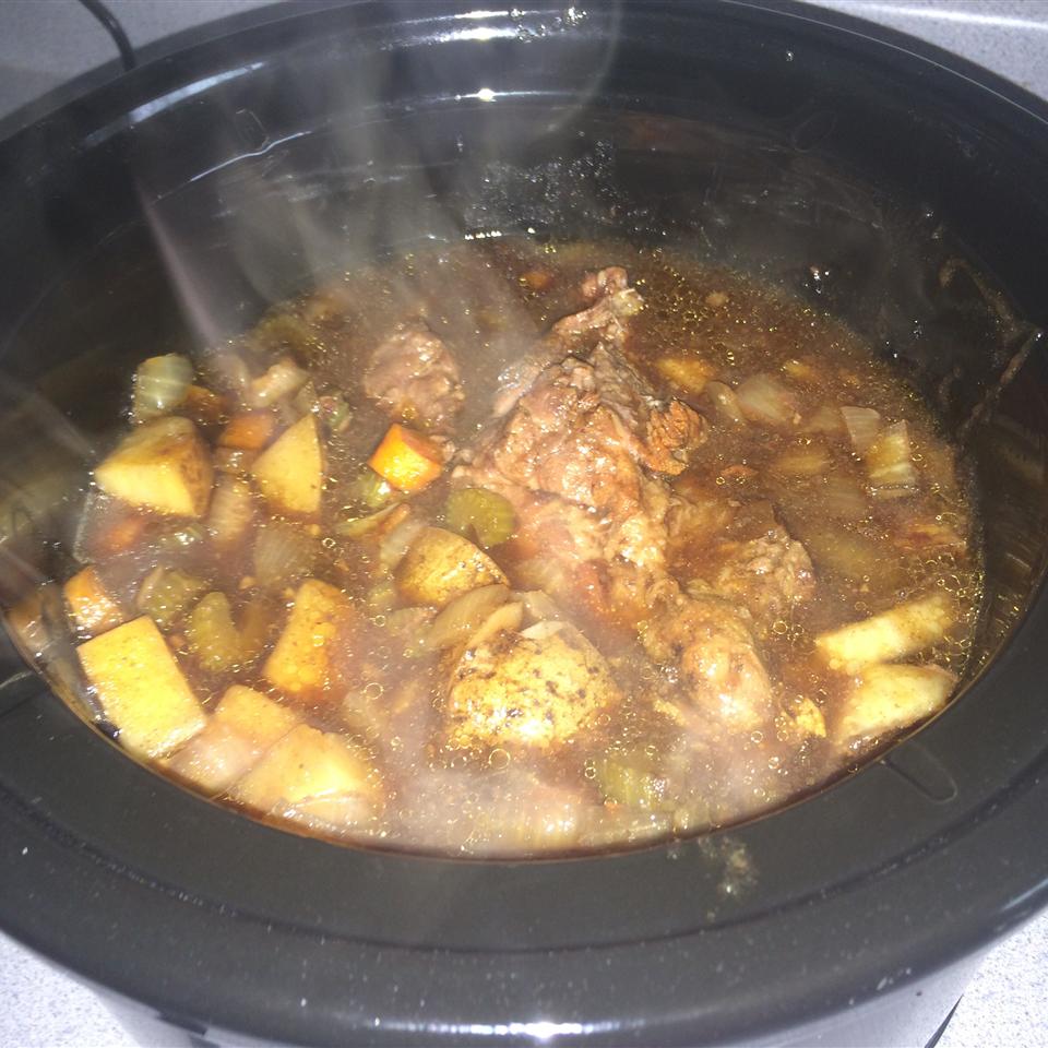 Marie's Easy Slow Cooker Pot Roast 