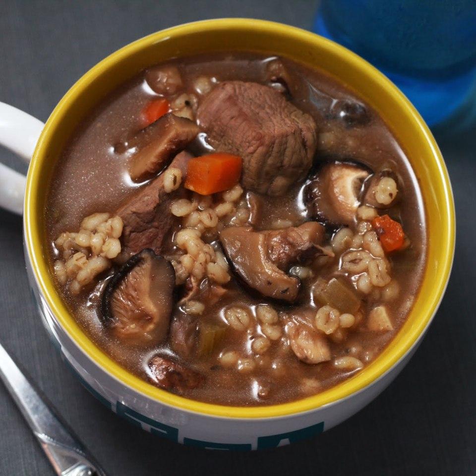 Kelly's Slow Cooker Beef, Mushroom, and Barley Soup 