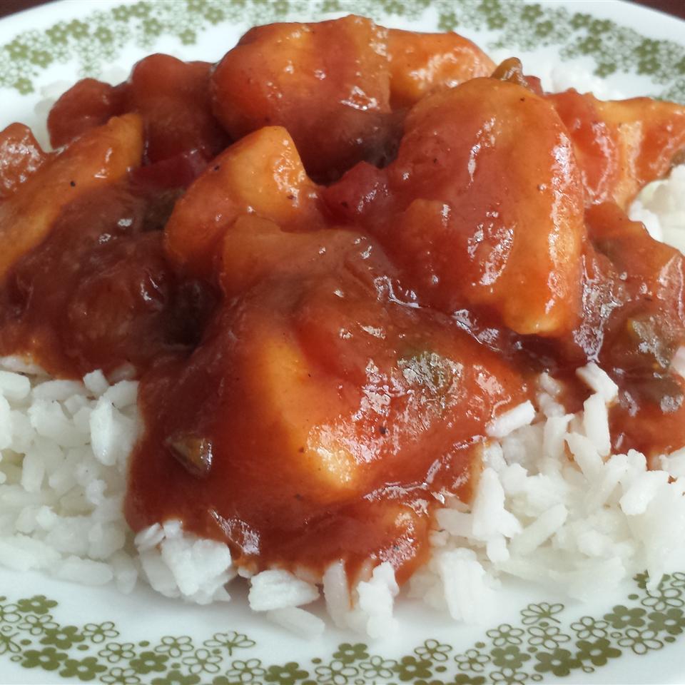 This take-out copycat features crunchy water chestnuts, celery, bell peppers, and chicken in a homemade sweet and sour pineapple sauce. "Delicious and easy to make. I left out the celery and used one green and one red pepper. It looked and tasted great," says Madcow68
                          