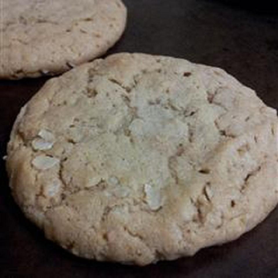 Almond-y Peanut Butter Oatmeal Cookies 
