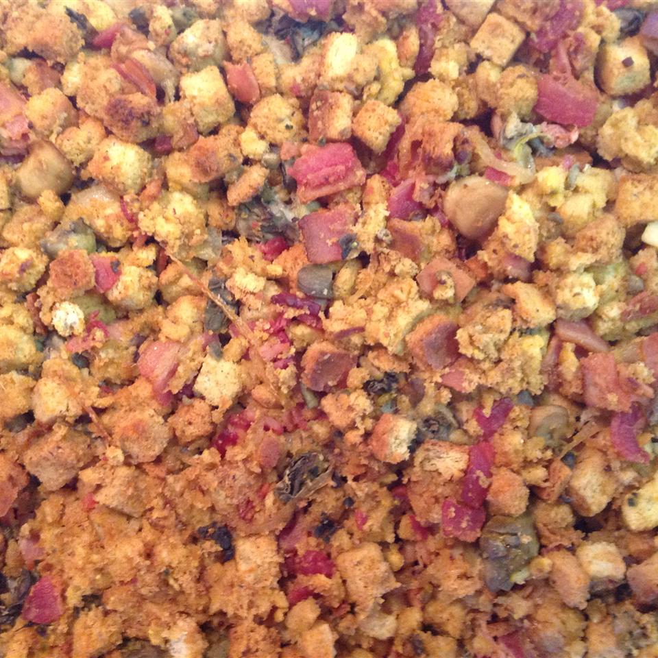 Bacon, Mushroom, and Oyster Stuffing