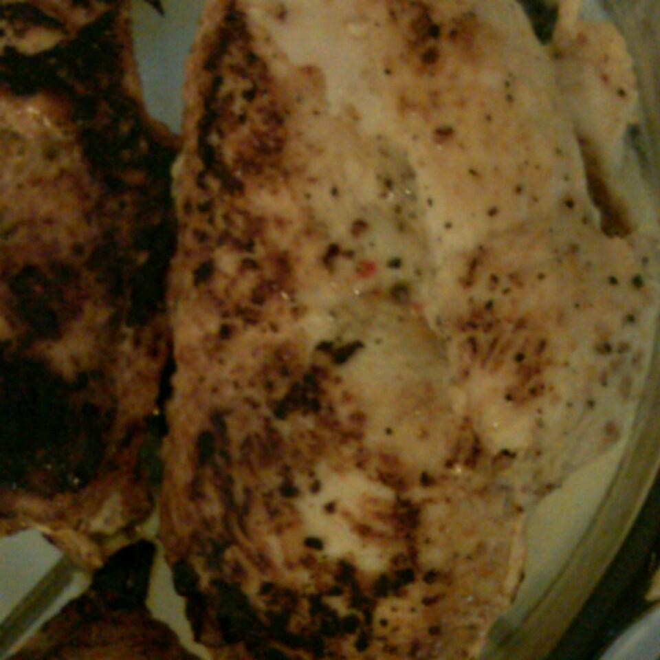 Easy Grilled Chicken Luisana S. Moya