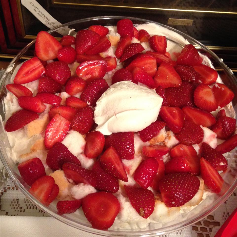 Italian-Style Strawberry Shortcake 