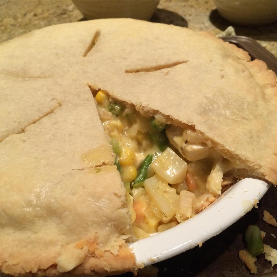 <p>Extra-firm tofu transforms traditional chicken pot pie into a vegetarian delight. "I will never buy a frozen pot pie again!" says Jessica. "This is great comfort food on a cold winter day."</p>
                          