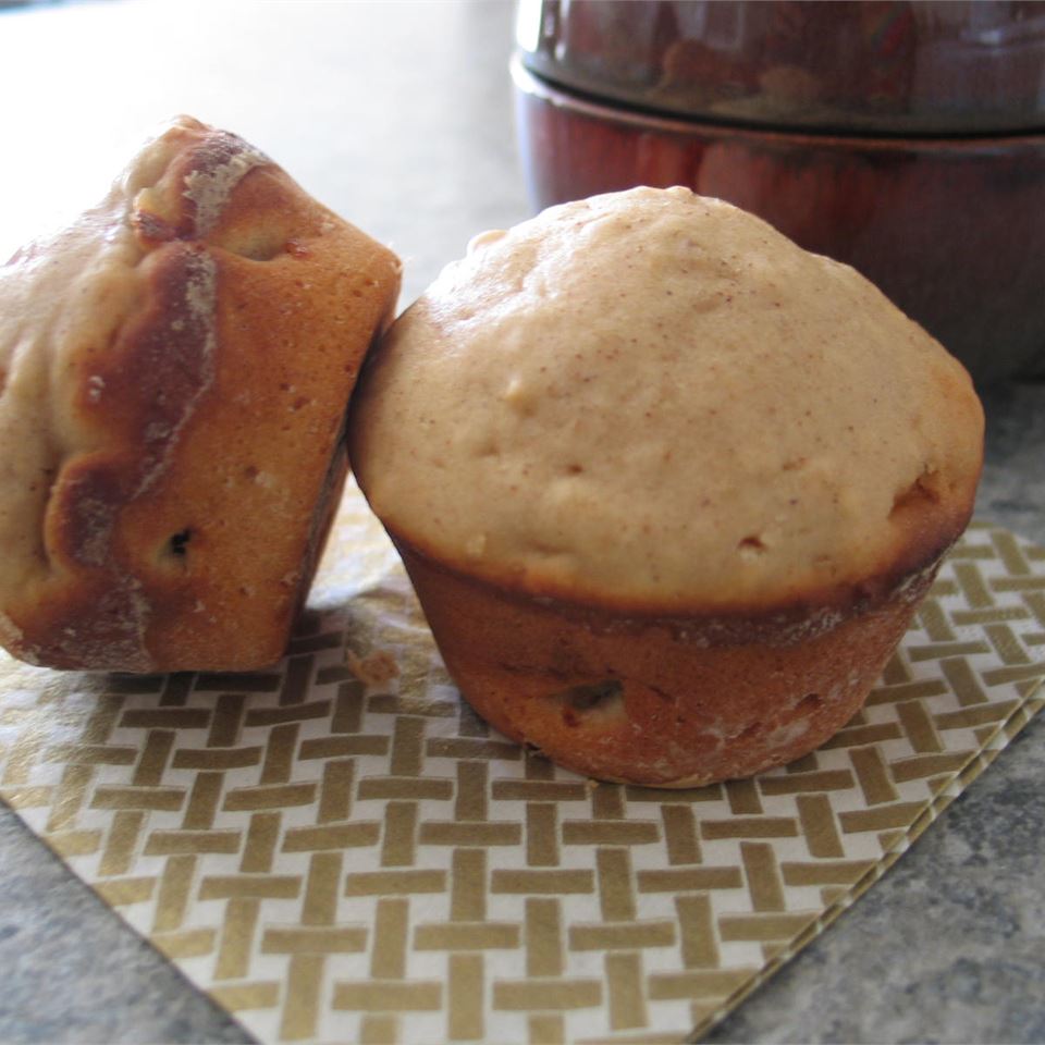 Quick and Easy Apple Muffins