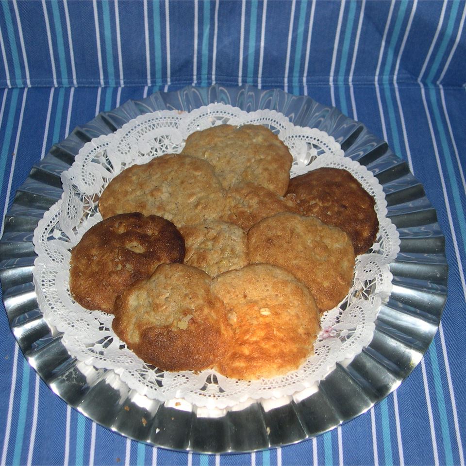 Apple Oatmeal Cookies I 