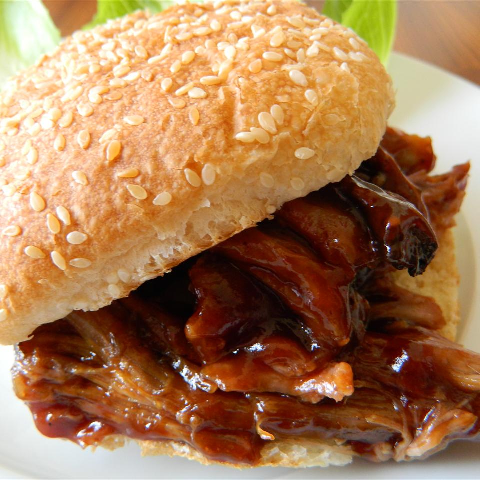 Easy, Two-Ingredient Pulled Pork mauigirl