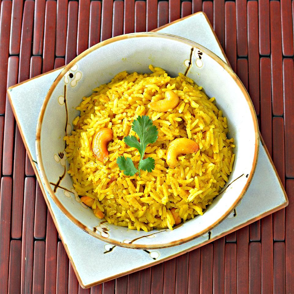 Coconut Curried Rice with Cashews 