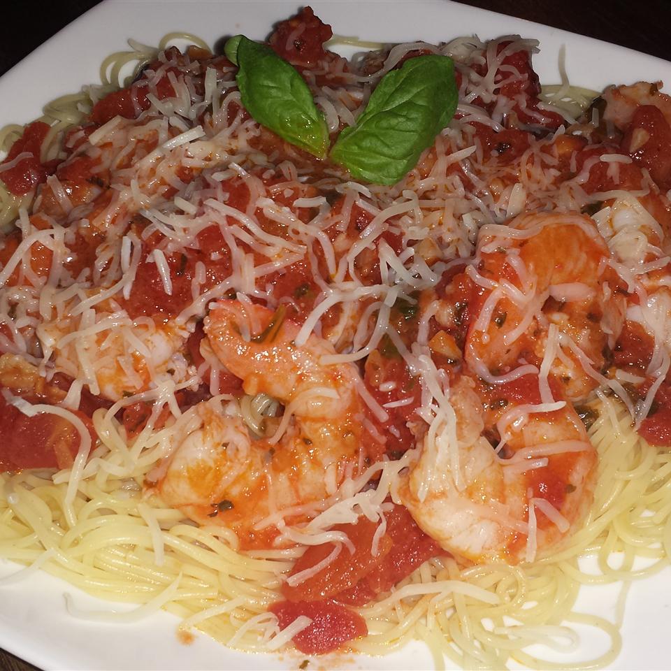 Angel Hair Pasta with Shrimp and Basil 
