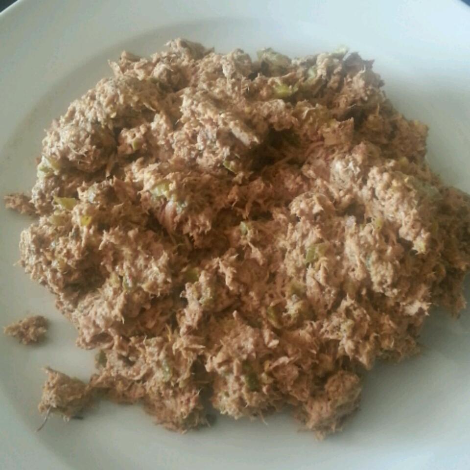 Cinnamon-Curry Tuna Salad 