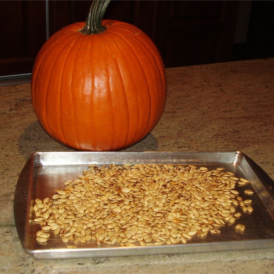 Pumpkin Seeds with Cinnamon and Salt 