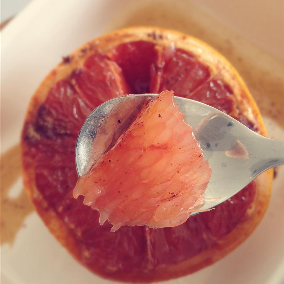 Broiled Spiced Grapefruit