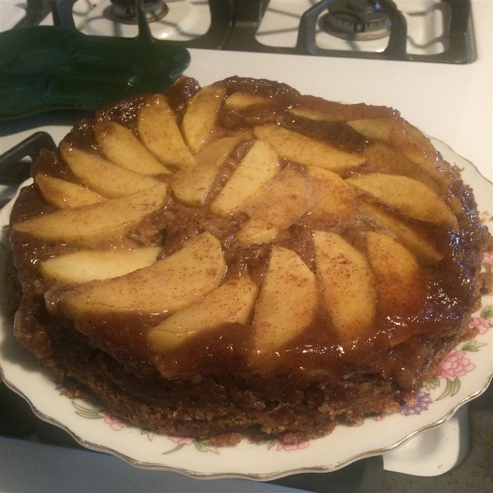 Caramel Apple Cake nikki724