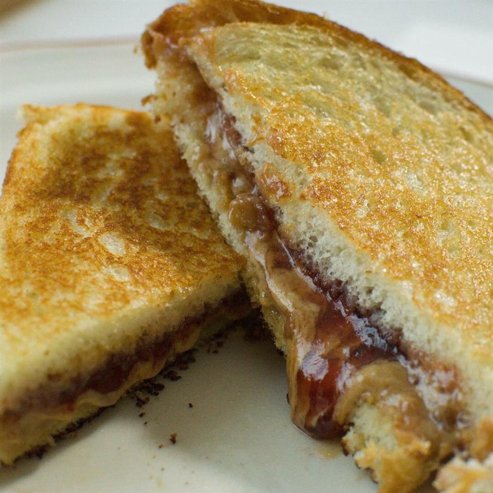 Grilled Peanut Butter and Jelly Sandwich 