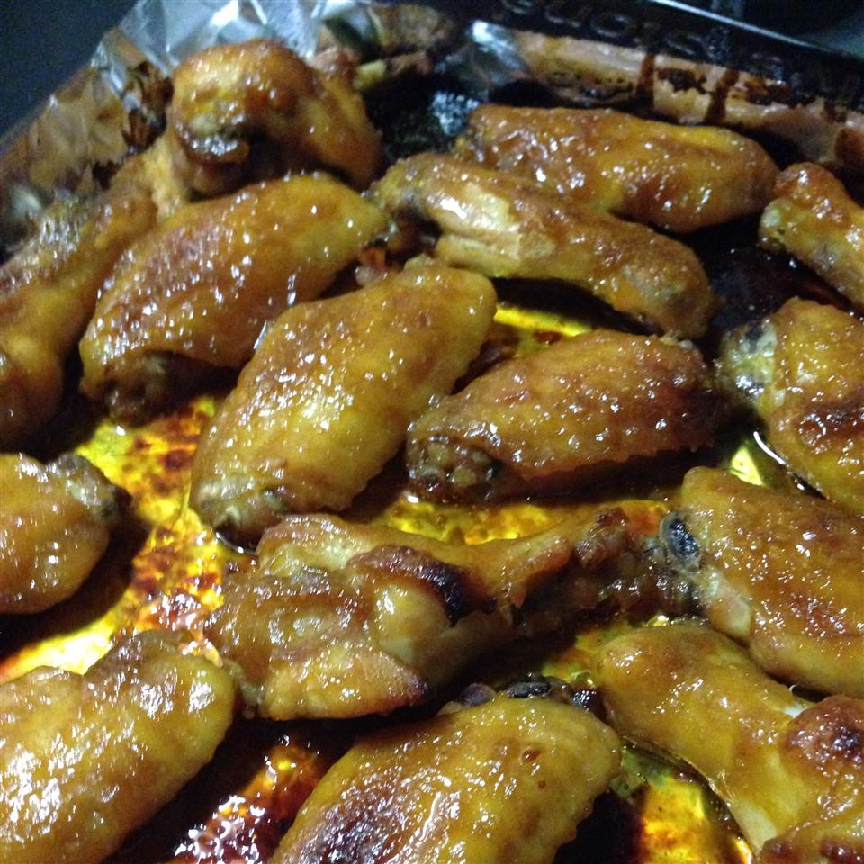 Amazing and Easy Chicken Wings 