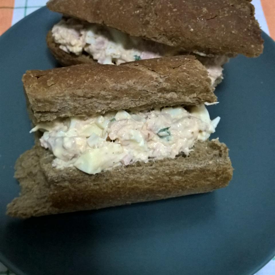 Tuna Egg Sandwich 