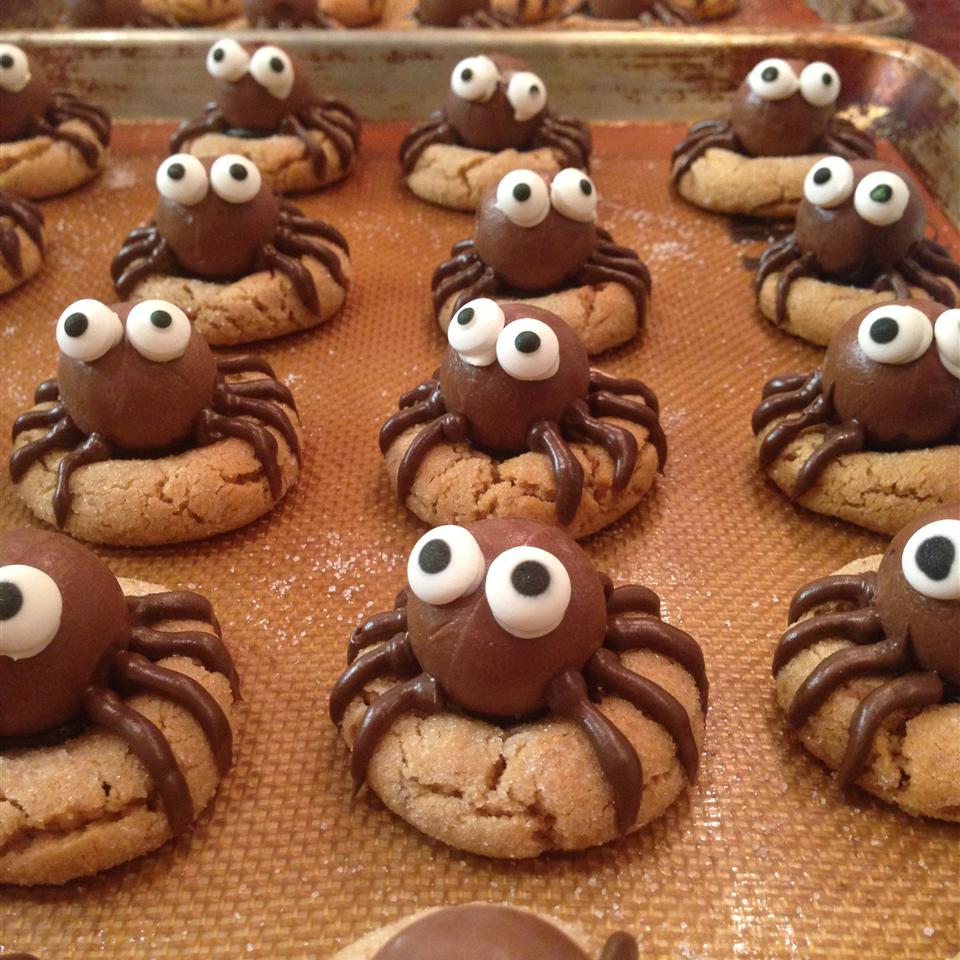 Peanut Butter Spider Cookies 