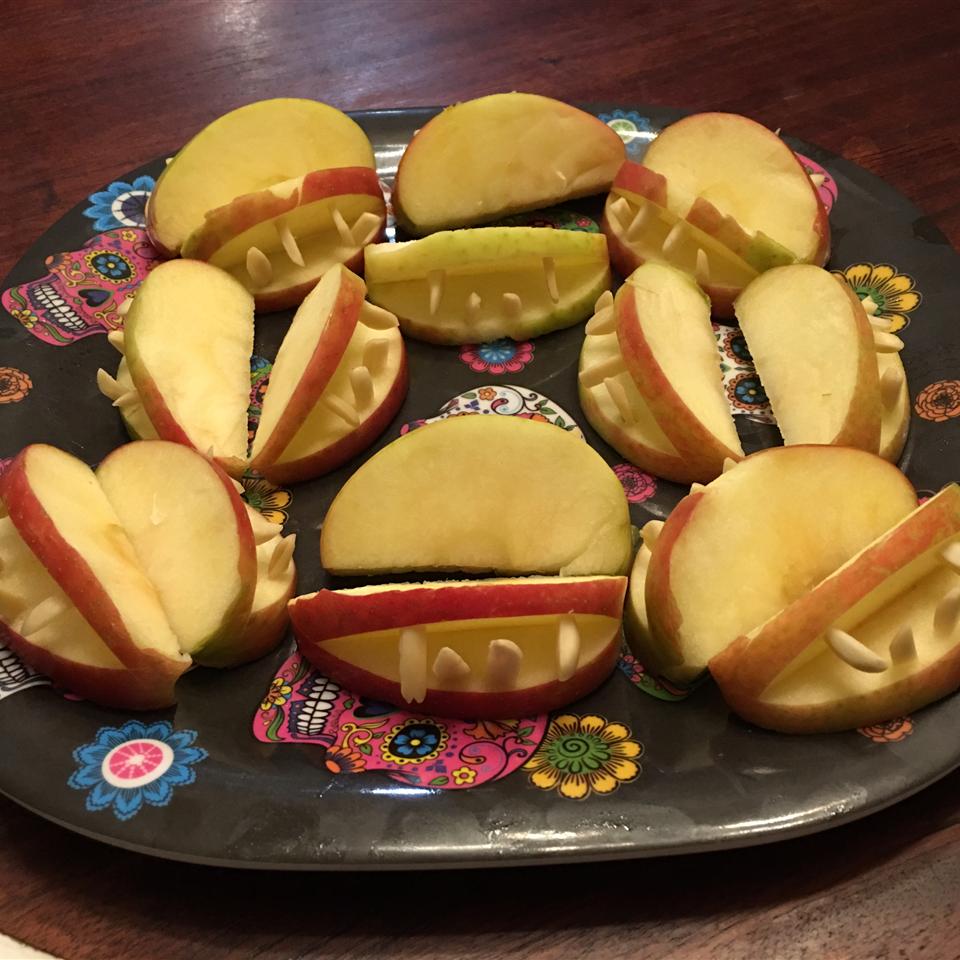 Halloween Fruit Apple Teeth Treats Raio De Luz