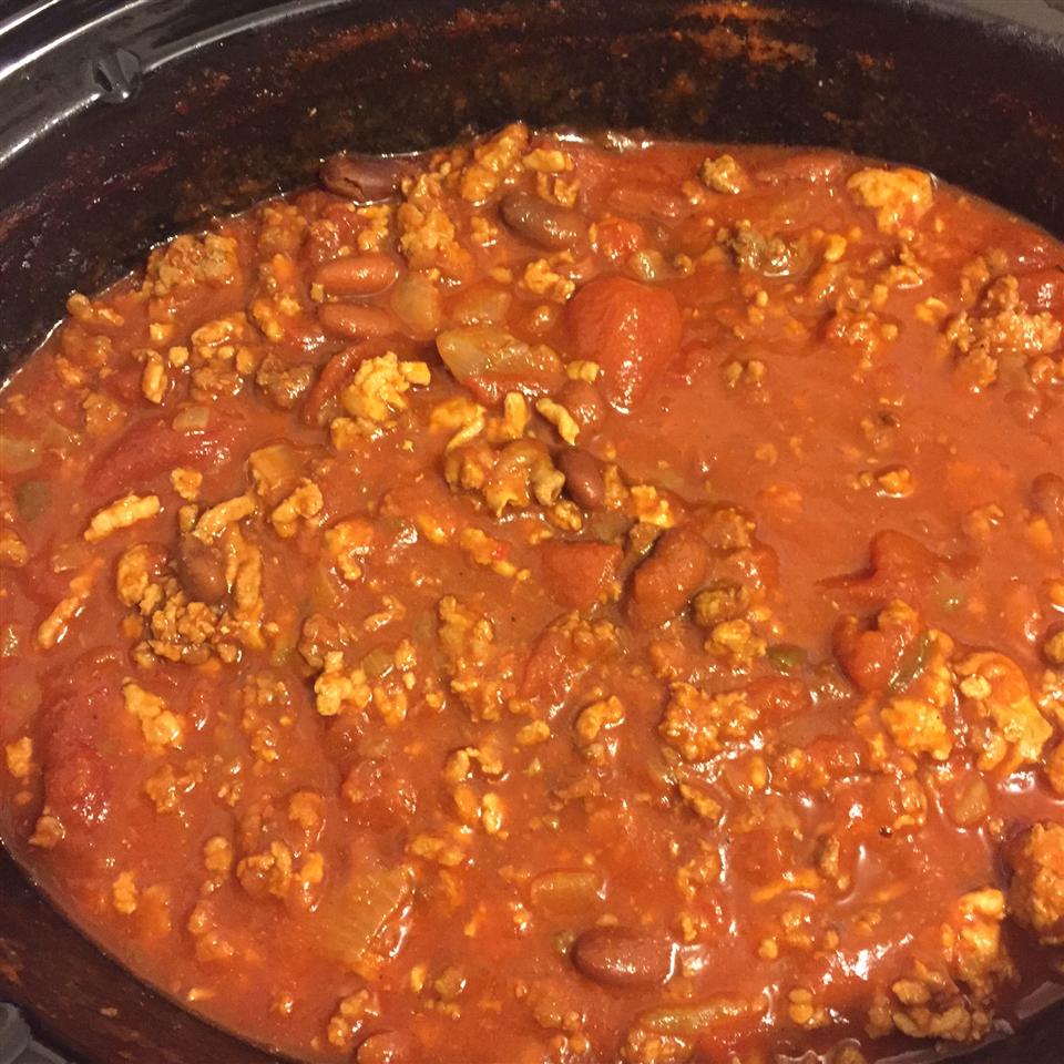 Slow Cooker Chicken and Sausage Chili 