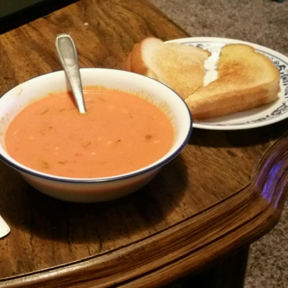 Rachel's Tomato Basil Soup 