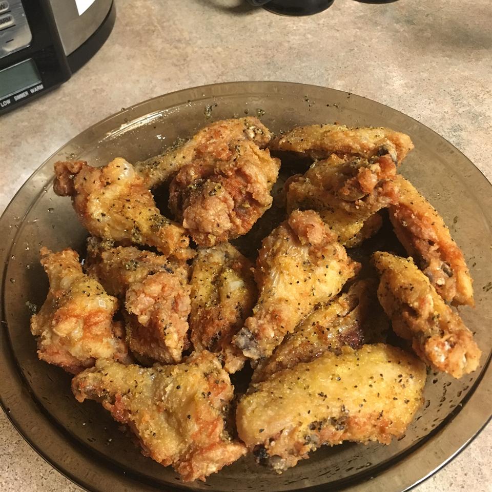 Easy Lemon-Pepper Chicken Wings
