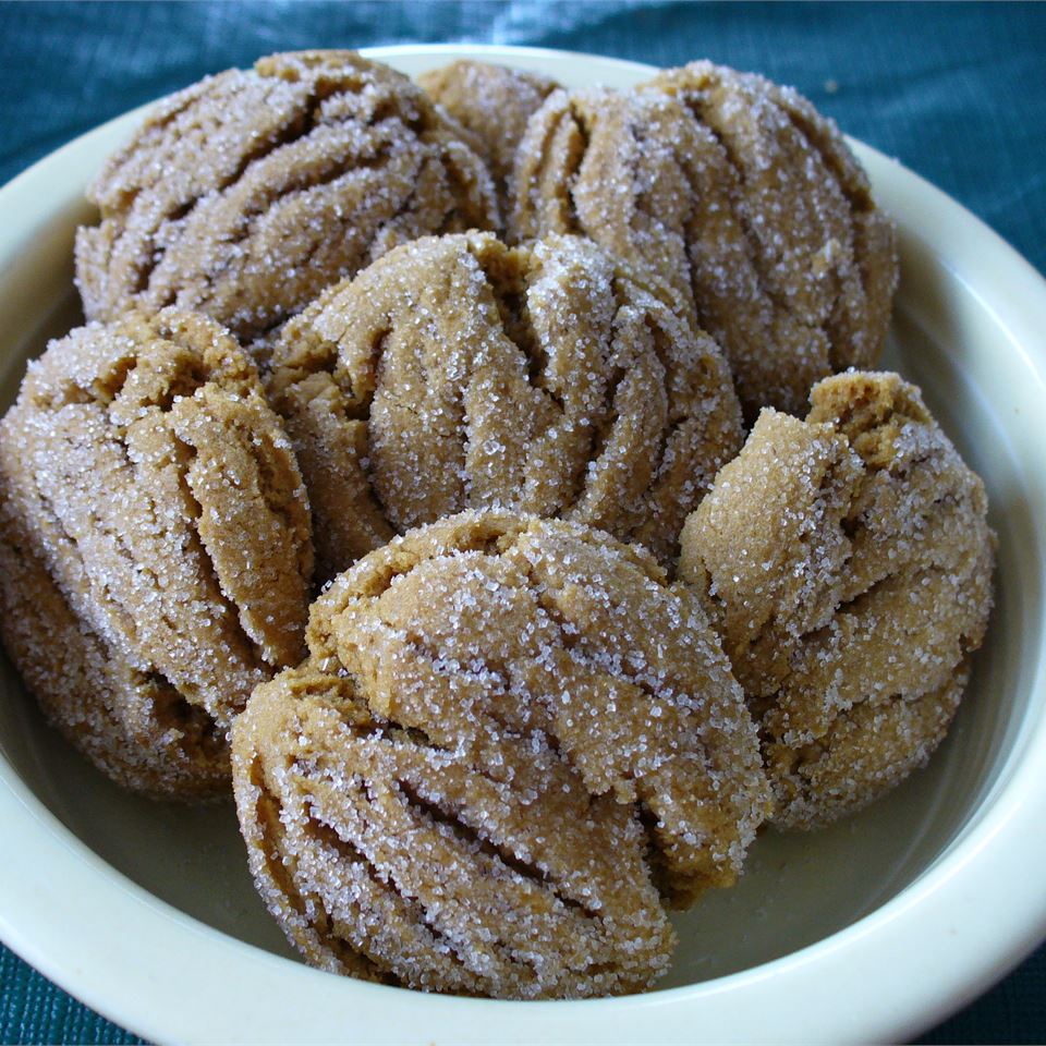 If you like Mary Jane taffy (the old-fashioned candies that come in red and yellow wrappers), recipe creator Rachel says you'll absolutely love these molasses-peanut butter crinkle cookies. 
                          