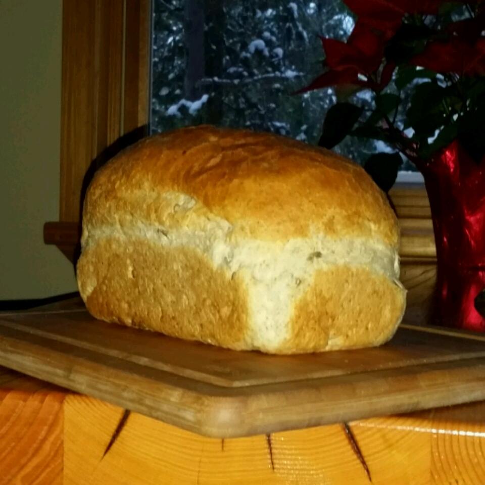 Classic Whole Wheat Bread 