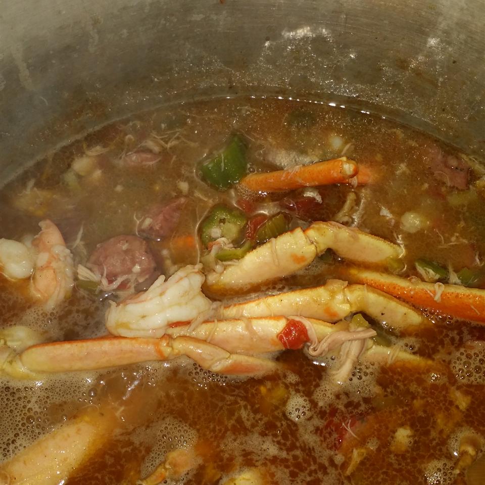 'Momma Made Em' Chicken and Sausage Gumbo 