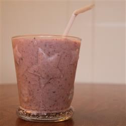 Strawberry Oatmeal Breakfast Smoothie 