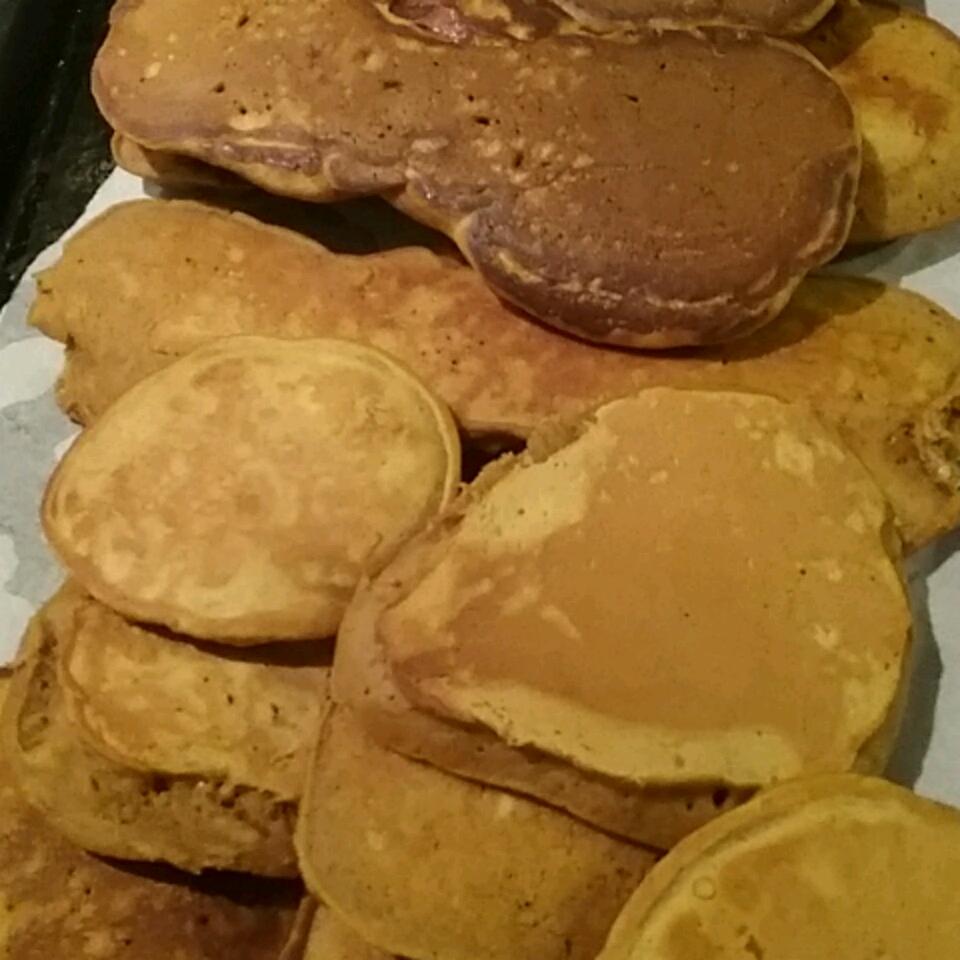 Grandma's Gingerbread Pancakes 