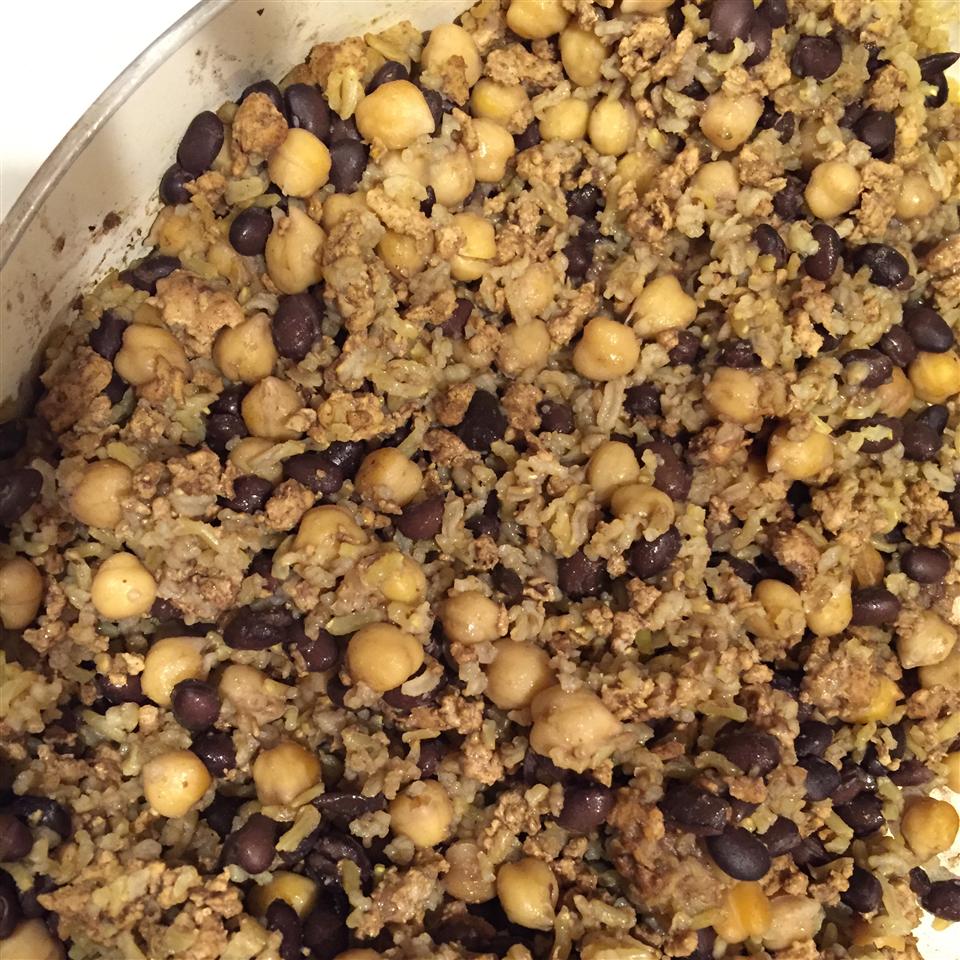 Middle Eastern Rice with Black Beans and Chickpeas 