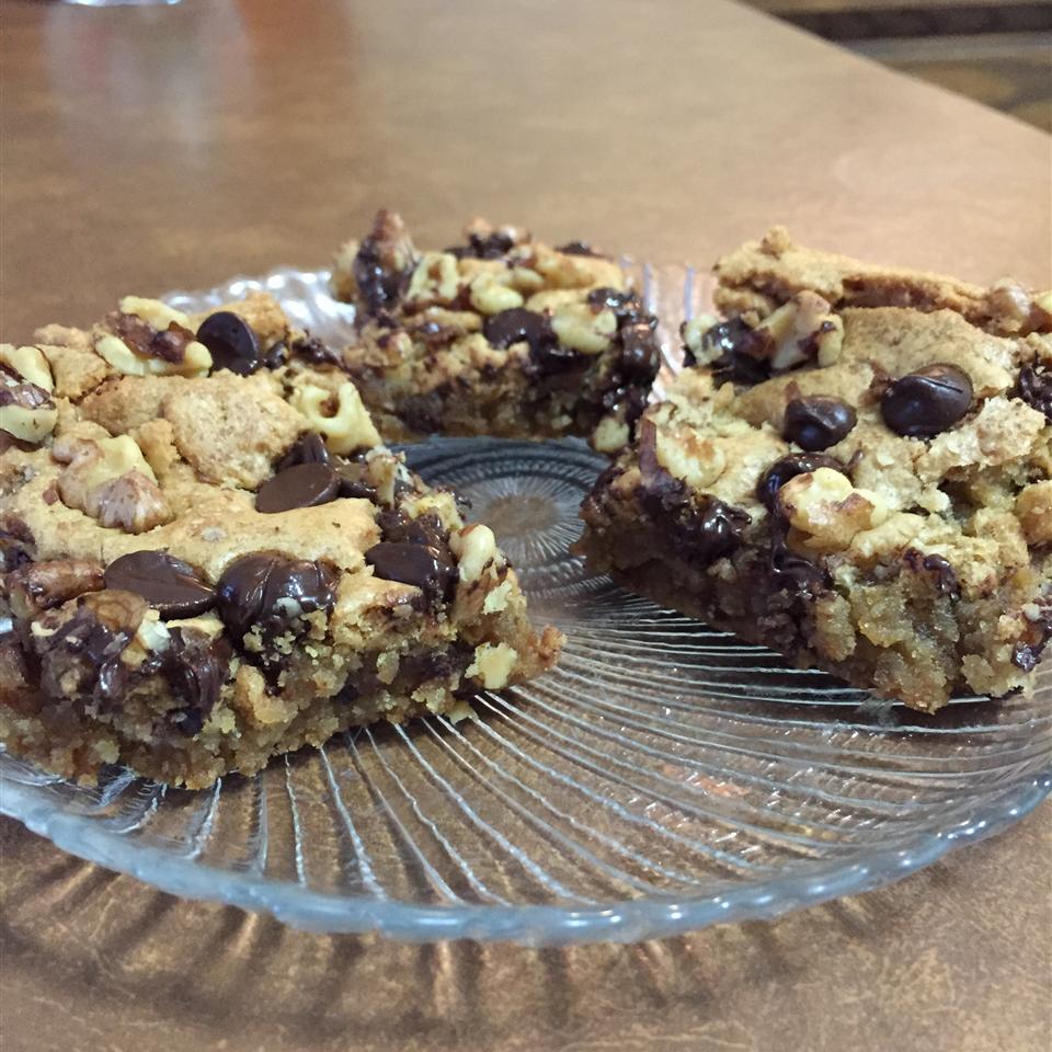 Peanut Butter/Chocolate Chip Cookie Bars 