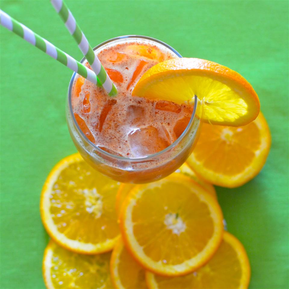 Orange Juice Goji Berries Smoothie 