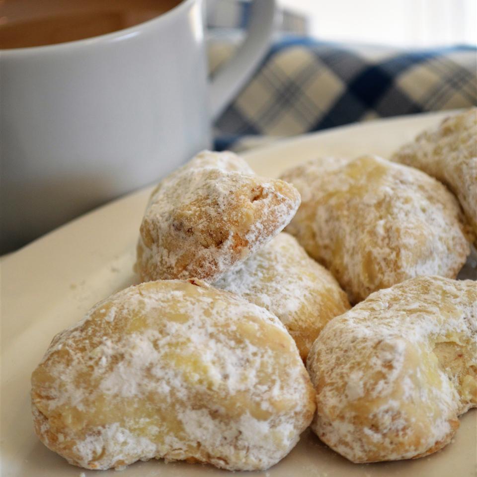 Almond Crescent Cookies 