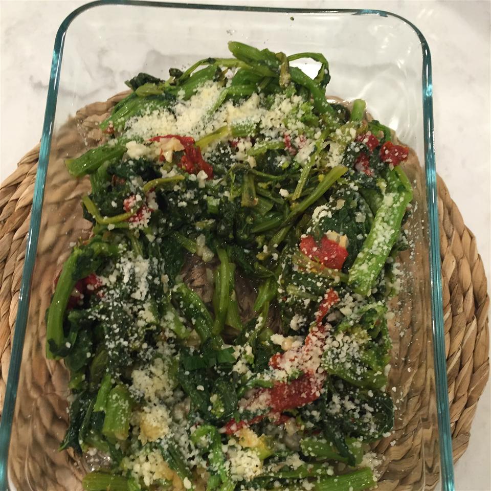 Broccoli Rabe with Roasted Peppers 