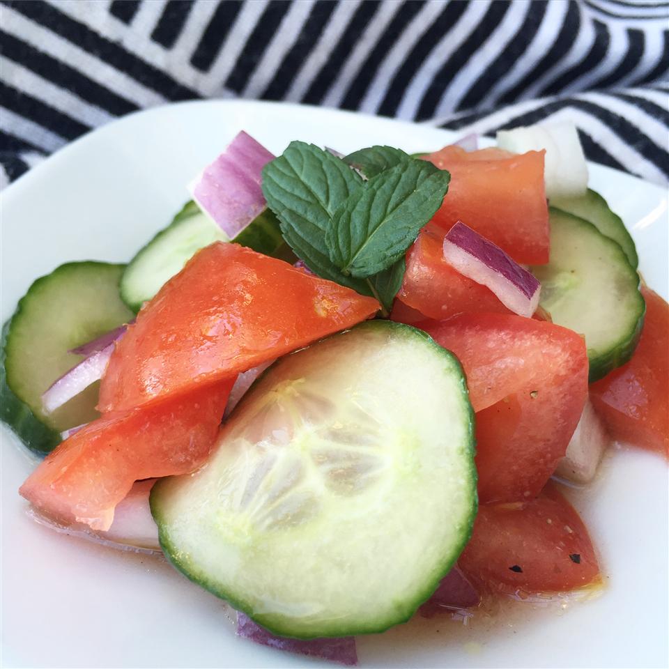 Tomato Cucumber Salad with Mint 