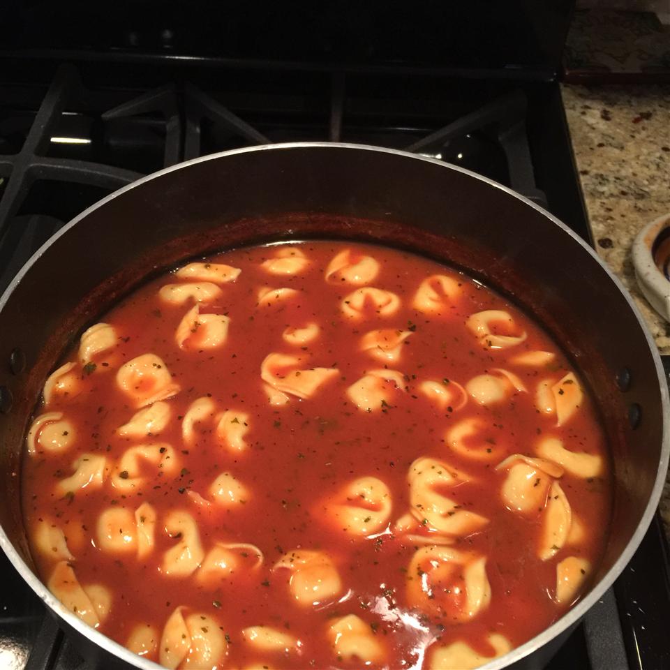 Minute Tomato Soup with Tortellini 