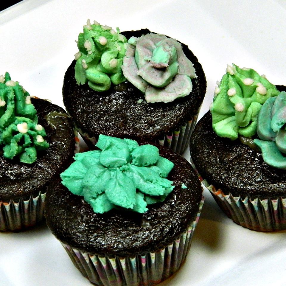 Gluten-Free Dark Chocolate Cupcakes 