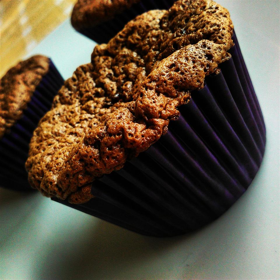Moist Flourless Chocolate Cupcakes 