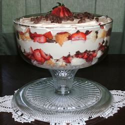 Strawberry Tiramisu Trifle 