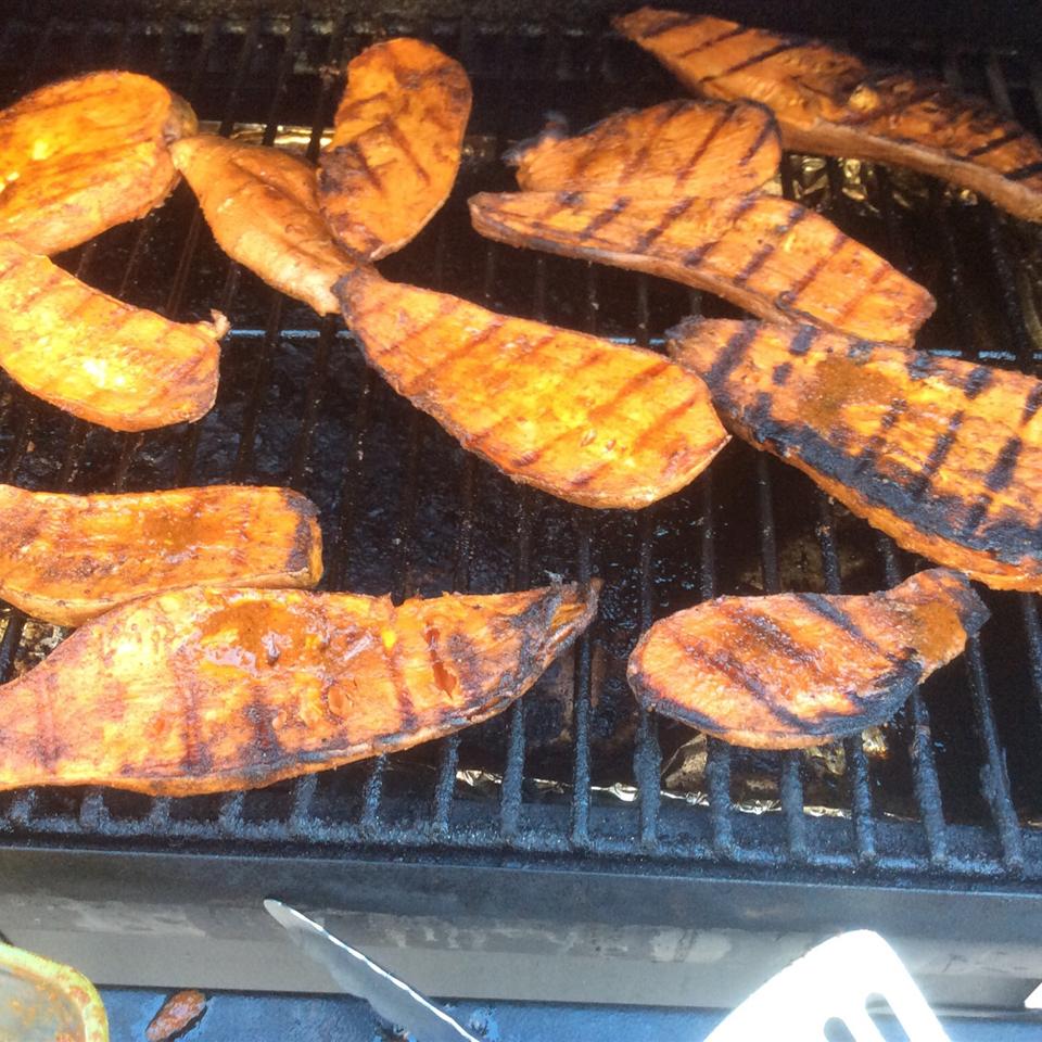 Grilled Chipotle Sweet Potatoes 