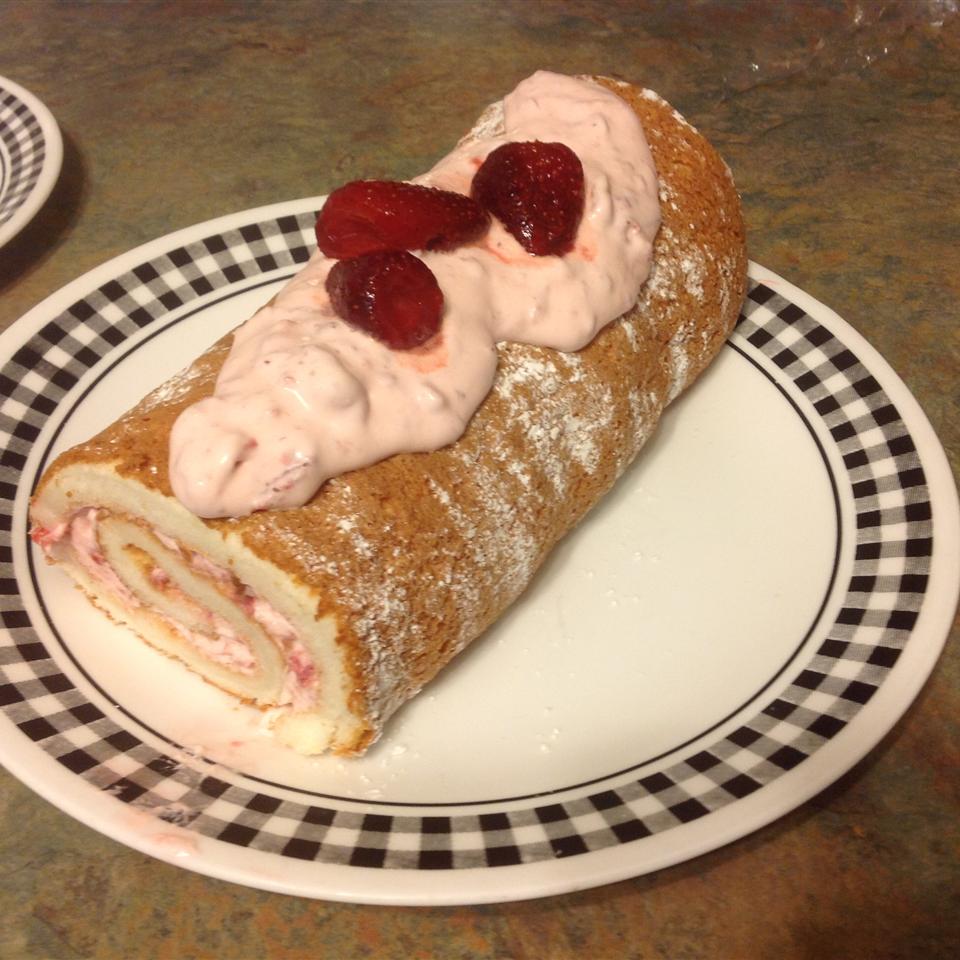 Angel Food Cake and Strawberry Cream Roll jjcab78