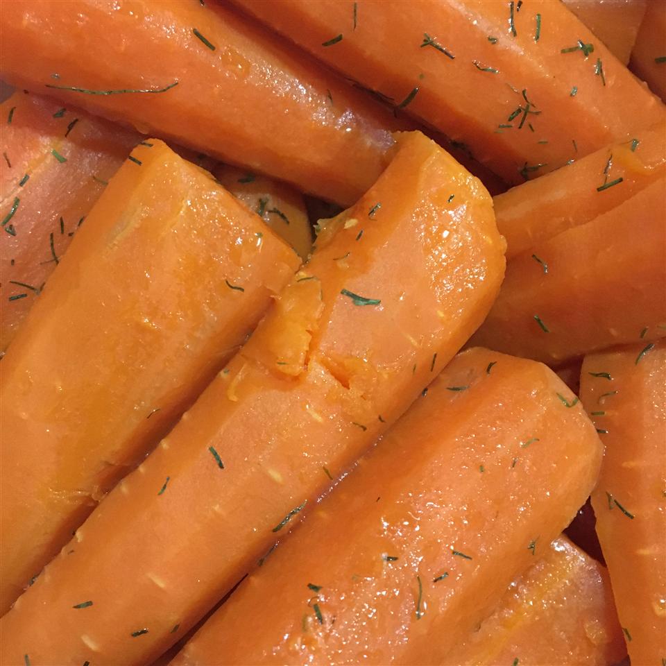 Baby Carrots with Dill Butter 