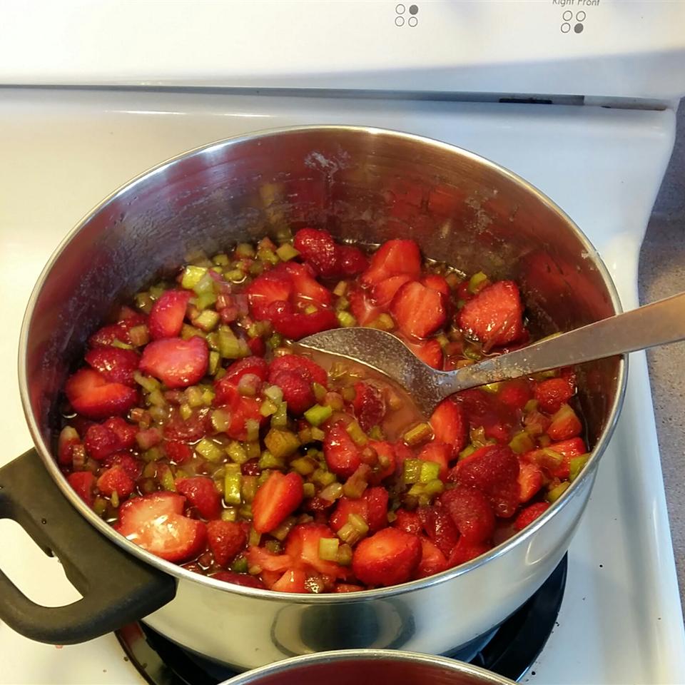 Pectin-Free Strawberry Rhubarb Jam 