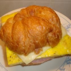 Make-Ahead Baked Egg Sandwiches amandak23k