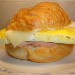 Make-Ahead Baked Egg Sandwiches 