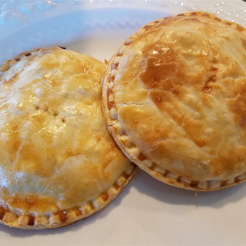 <p>Hand-held pies filled with summer squash and kohlrabi &mdash; these empanadas are a unique way to use up your kohlrabi haul!</p>
                          